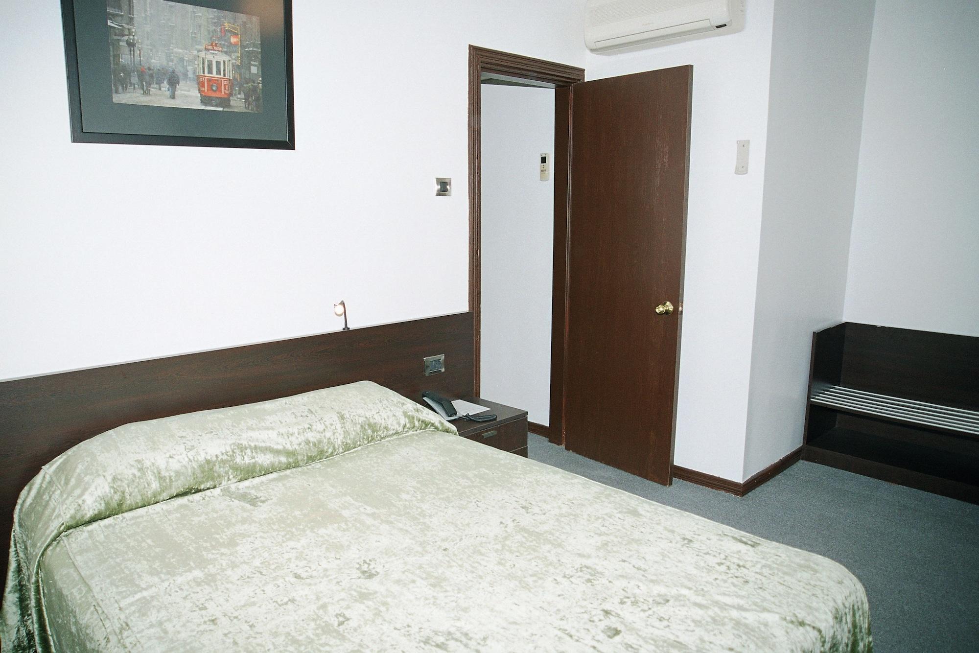 Otel Hotel Residence